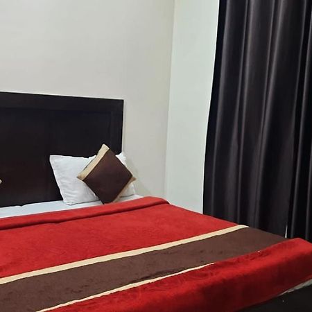 Hotel The Bird 德拉敦 外观 照片